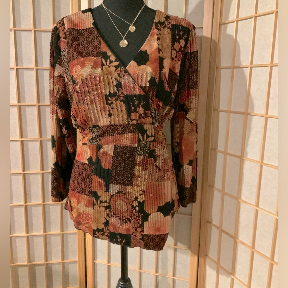 Multiples - multi colored blouse. SzL